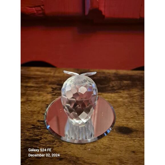 Swarovski Crystal Owl Green Crystal Encrusted Eyes + Display Mirror Giftable EUC - Picture 4 of 7